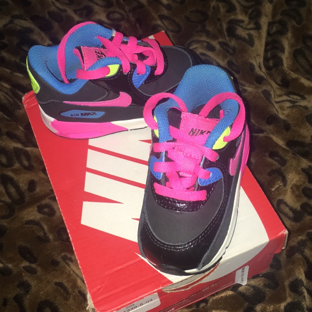 Nike Air Max (size 4c)
